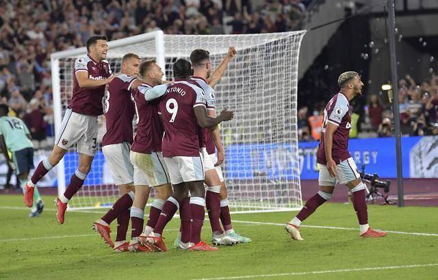 杏彩体育入口-利物浦主帅火力全开，挑战梅西王朝的简单介绍