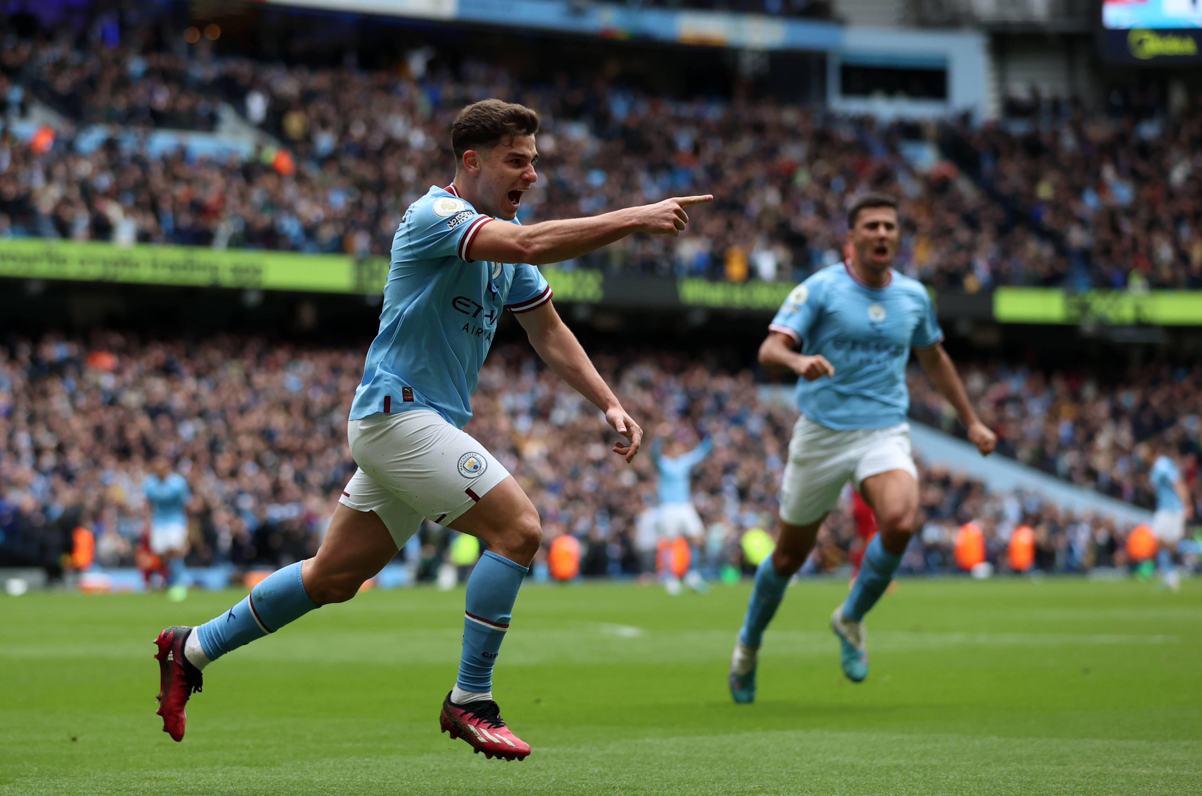 关于马德里竞技险胜，前锋连续破门的信息