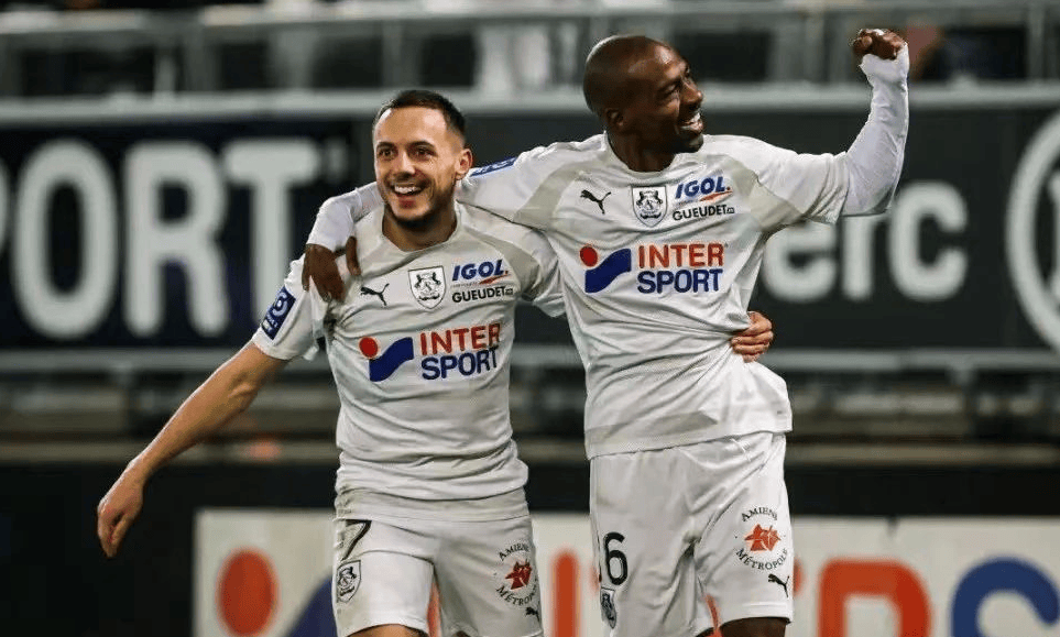 圣埃蒂安主场不敌亚眠,遭遇三连败的简单介绍 圣埃蒂安主场不敌亚眠,遭遇三连败的简单介绍