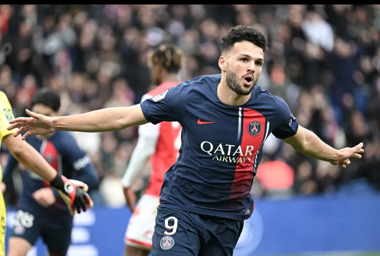 杏彩体育亚洲官网-巴黎圣日耳曼客场逆转罗马，纽卡新梅开二度的简单介绍