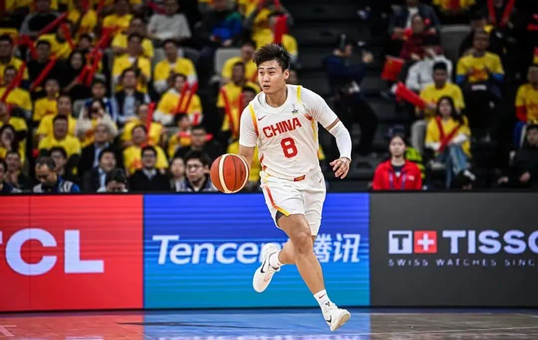 杏彩体育在线-包含激动人心的比赛！球员们不畏艰难，全力以赴的词条