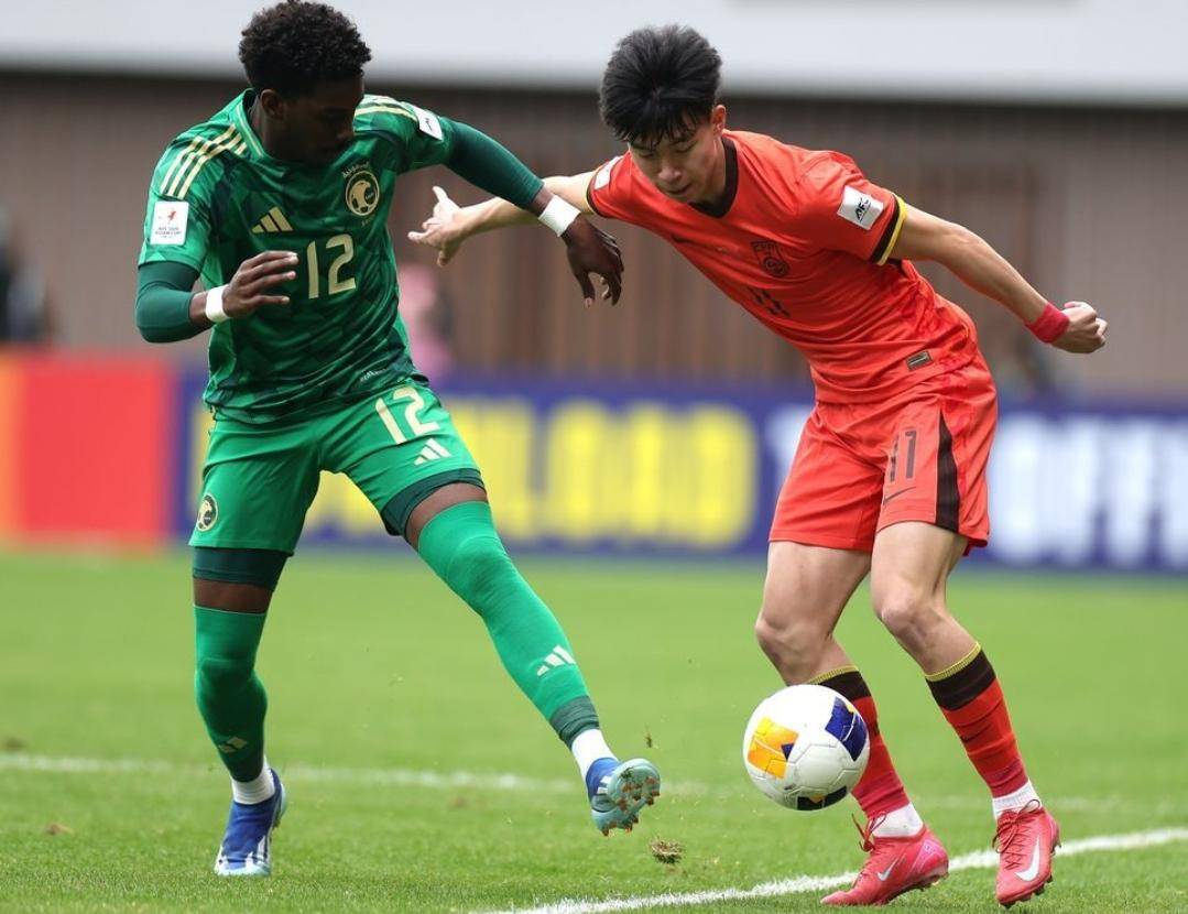 杏彩体育直播-科隆客场惜败对手，遗憾错失机会