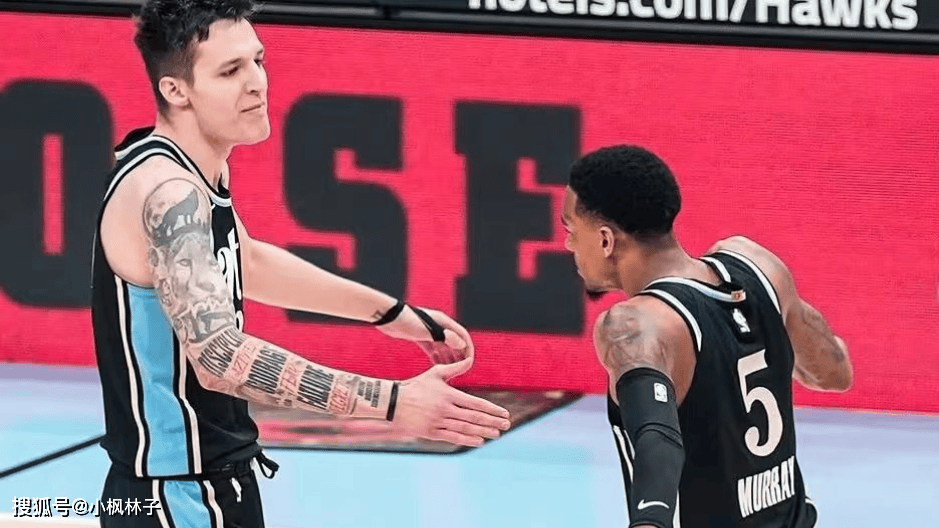 雄鹿力克老鹰，字母哥全面发挥成为全场焦点的简单介绍