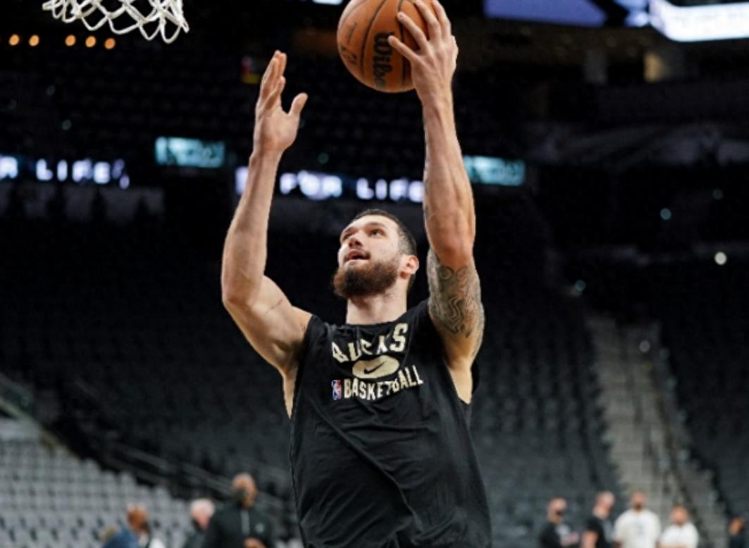 杏彩体育网页版登录入口-关于马刺射手功不可没，一鸣惊人得分的信息