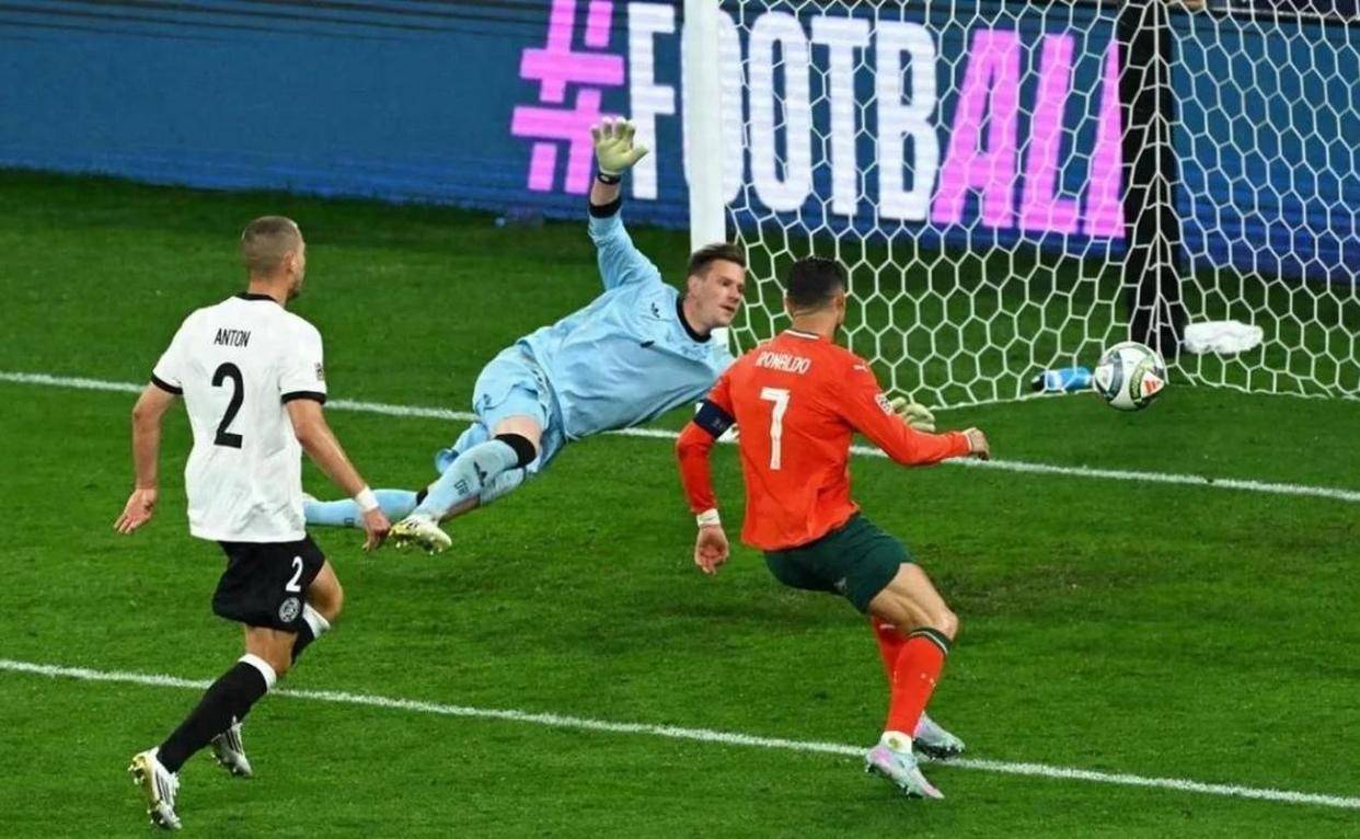 杏彩体育app下载-包含葡萄牙队遗憾被淘汰，无缘欧国联半决赛的词条