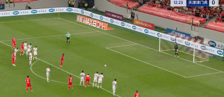 精彩瞬间再现,赛场情绪高涨 精彩瞬间再现,赛场情绪高涨