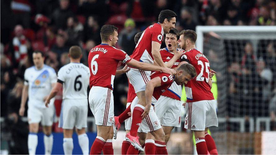 包含米尔沃尔后卫回归训练，球队防守或取得提升的词条