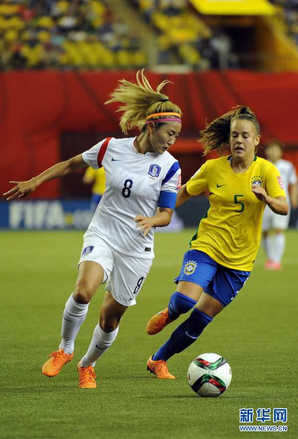 加拿大女足小组赛告捷,喜获三分 加拿大女足小组赛告捷,喜获三分