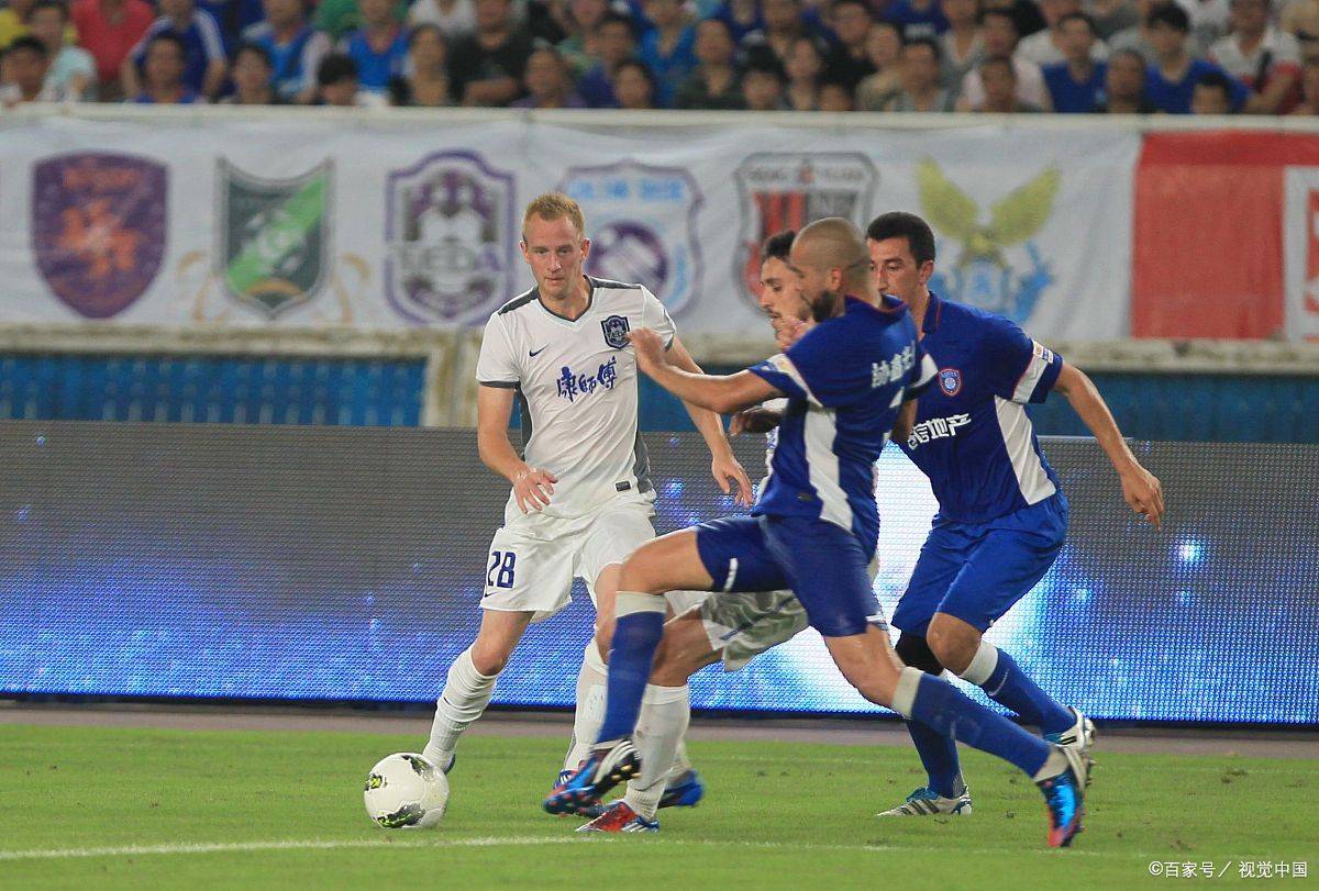 杏彩体育链接-柏林赫塔球员积极备战，决心摆脱连败