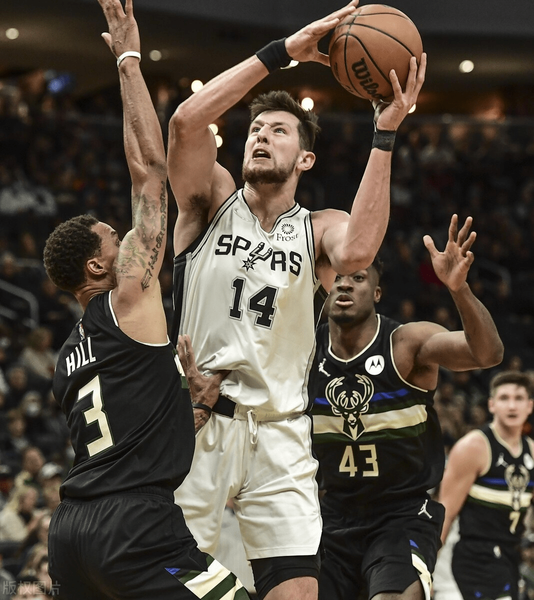 关于雄鸟不敌马刺，遭遇两连败的信息