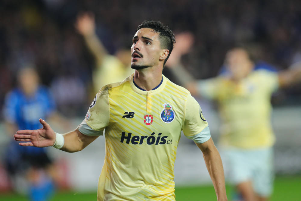 热那亚门将神勇表现，帮助球队逆转比赛