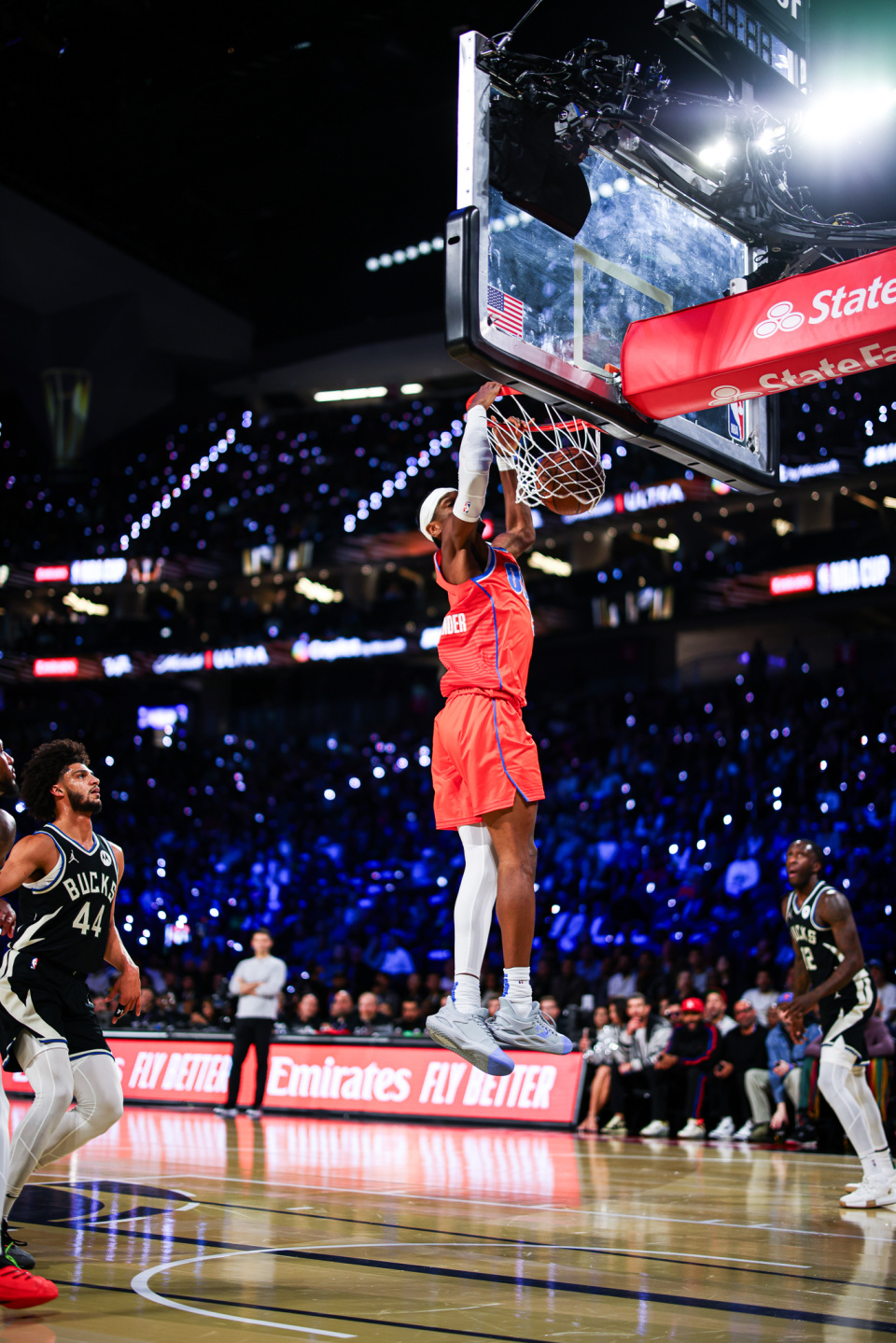 关于雄鹿全队伤病缠身，球队战绩出现下滑的信息