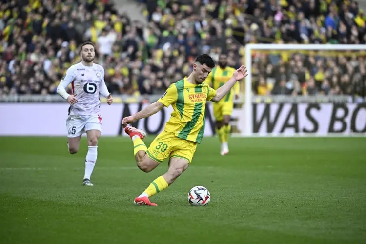 杏彩体育-南特前锋斩获制胜进球，帮助球队取得胜利的简单介绍