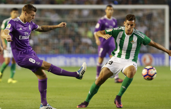 杏彩体育app下载-包含大马德里客场大胜，联赛夺冠前景堪喜的词条