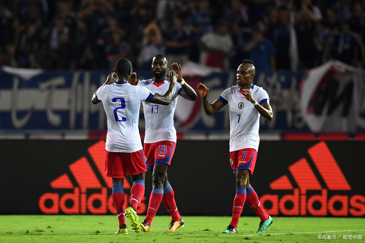 沙尔克主将主场击败波鸿，豪取三分