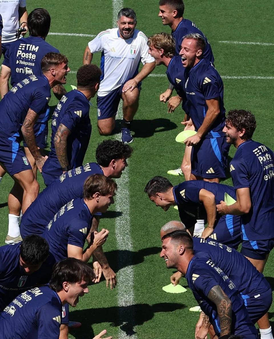 意大利队艰难晋级，打破欧国联预测